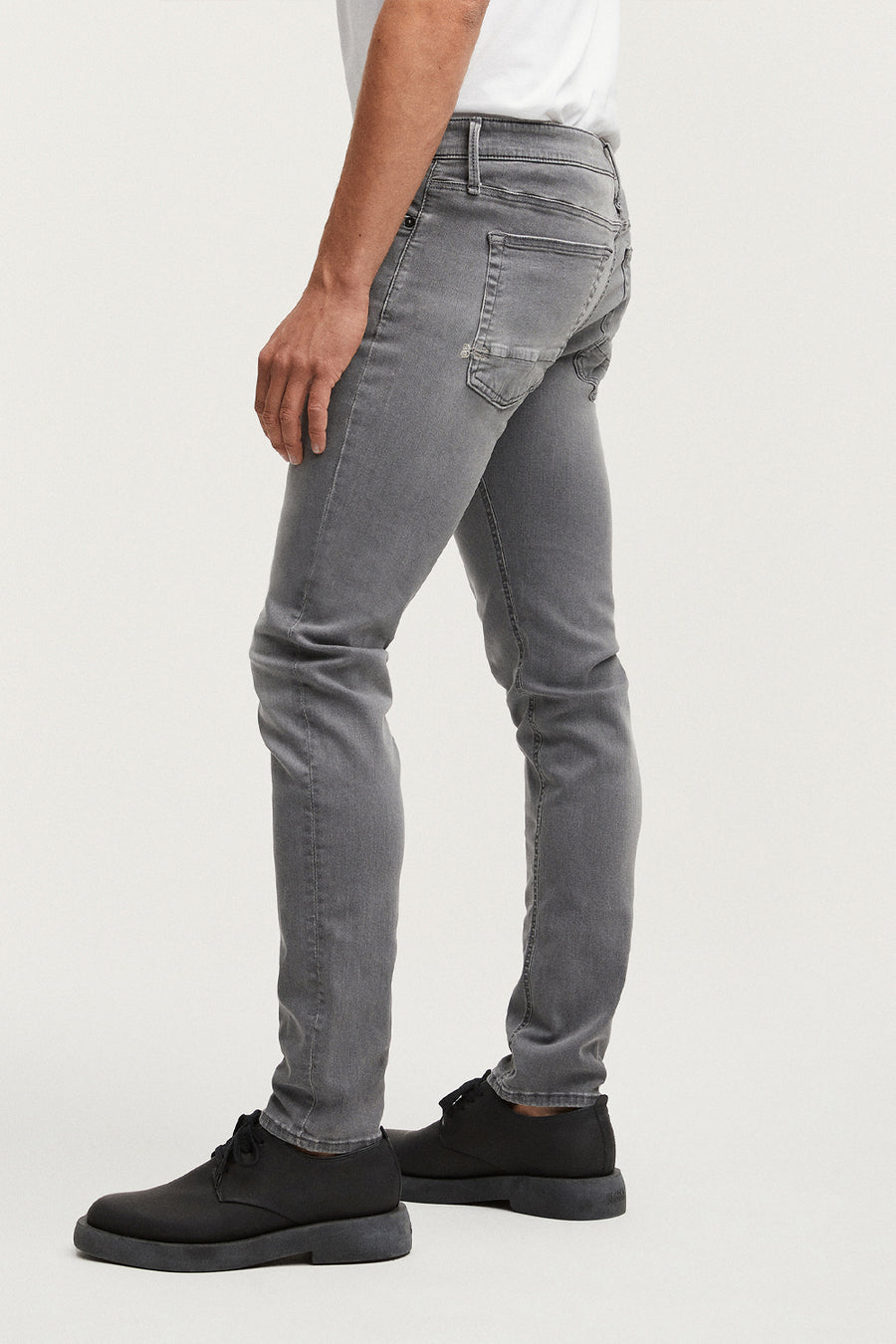 Buy the Denham Bolt Subtle Fade Denim Jean in Grey at Intro. Spend £50 for free UK delivery. Official stockists. We ship worldwide.