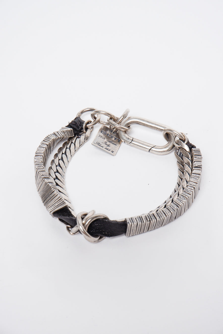 Buy the GOTI BR2227 Bracelet at Intro. Spend £50 for free UK delivery. Official stockists. We ship worldwide.