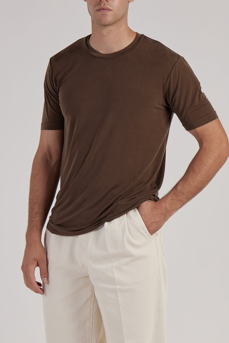 Buy the Daniele Fiesoli Cotton/Silk Round Neck T-Shirt in Brown at Intro. Spend £50 for free UK delivery. Official stockists. We ship worldwide.