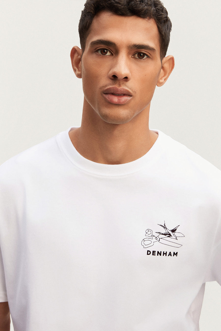 Buy the Denham DXT Fatale Heavy Jersey T-Shirt in White at Intro. Spend £50 for free UK delivery. Official stockists. We ship worldwide.