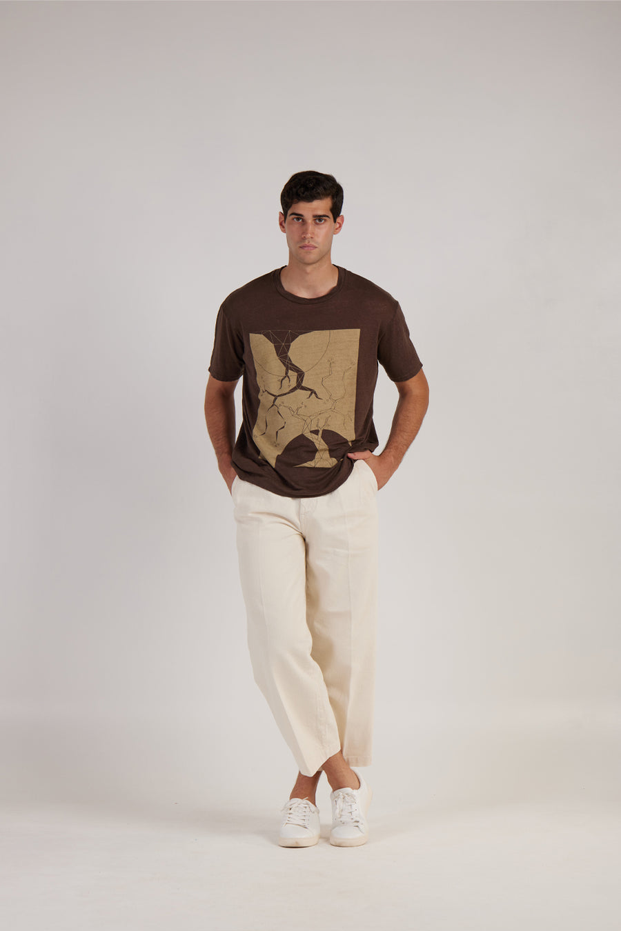 Buy the Daniele Fiesoli Linen Graphic T-Shirt in Brown at Intro. Spend £50 for free UK delivery. Official stockists. We ship worldwide.