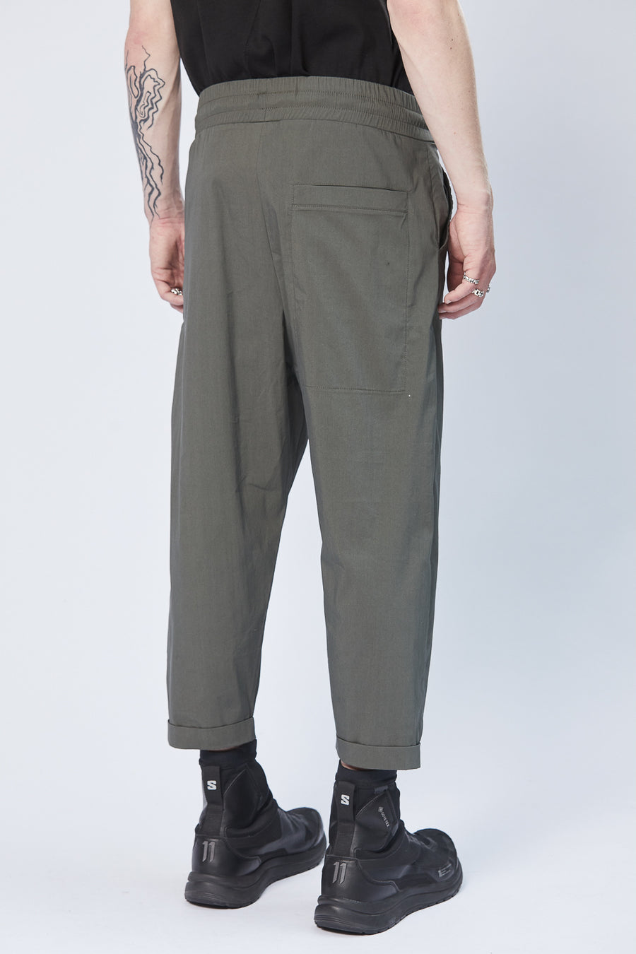 Buy the Thom Krom M ST 431 Sweatpants in Green at Intro. Spend £50 for free UK delivery. Official stockists. We ship worldwide.