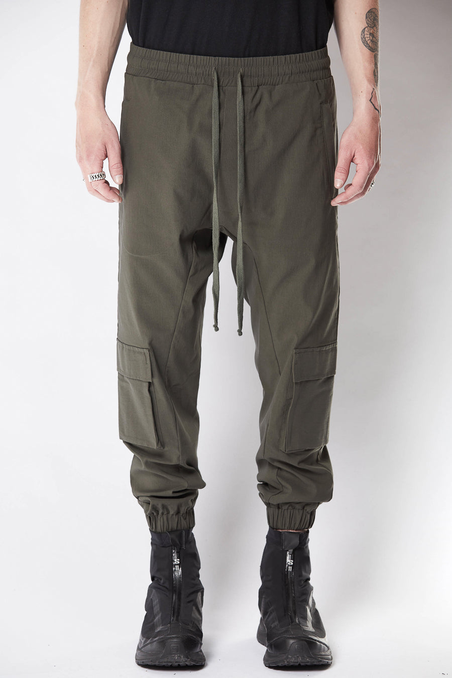 Buy the Thom Krom M ST 436 Sweatpants in Green at Intro. Spend £50 for free UK delivery. Official stockists. We ship worldwide.