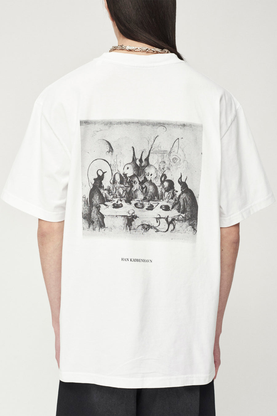 Buy the Han Kjobenhavn Supper Boxy T-Shirt in White at Intro. Spend £50 for free UK delivery. Official stockists. We ship worldwide.