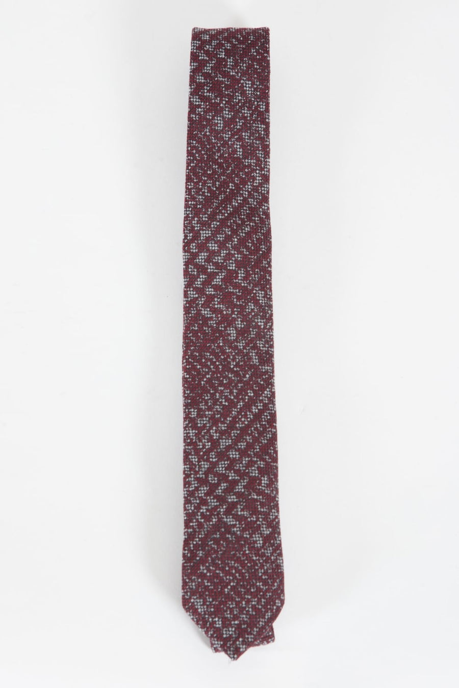 Buy the Remus Uomo Narrow Checked Tie Burgundy at Intro. Spend £50 for free UK delivery. Official stockists. We ship worldwide.