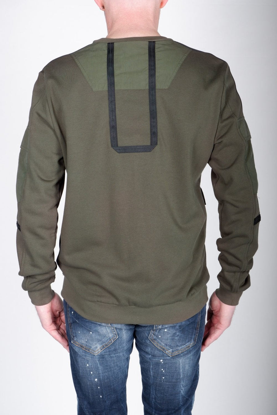 Buy the Antony Morato Multi Pocket Sweatshirt Khaki at Intro. Spend £50 for free UK delivery. Official stockists. We ship worldwide.
