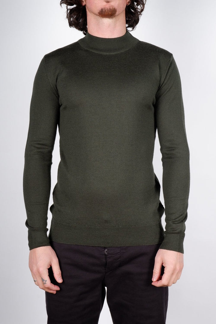 Buy the Remus Uomo 53889 Knitwear in Green at Intro. Spend £50 for free UK delivery. Official stockists. We ship worldwide.