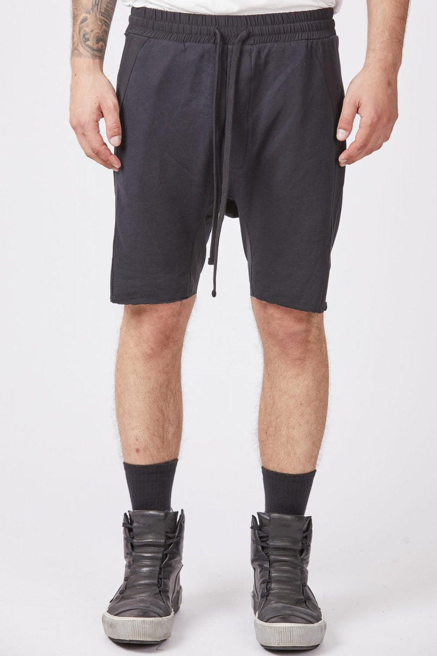 Buy the Thom Krom M ST 301 Shorts in Black at Intro. Spend £50 for free UK delivery. Official stockists. We ship worldwide.