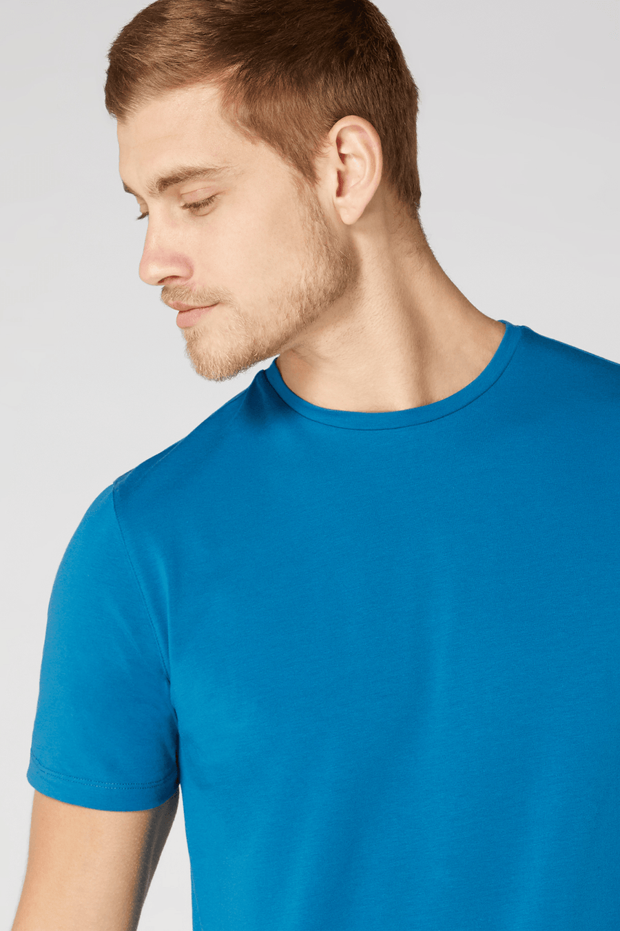 Buy the Remus Uomo Tapered Fit Cotton-Stretch T-Shirt in Sapphire Blue at Intro. Spend £50 for free UK delivery. Official stockists. We ship worldwide.