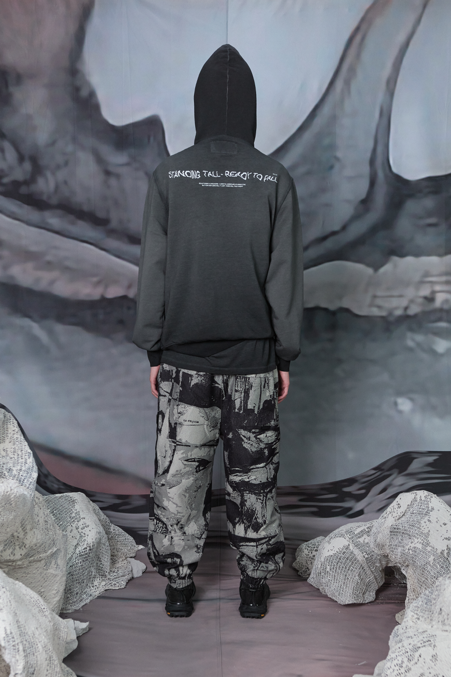 Buy the Iso Poetism Gibra Hoodie W/ Serigraphy Front/Back Print in Grey at Intro. Spend £100 for free UK delivery. Official stockists. We ship worldwide.