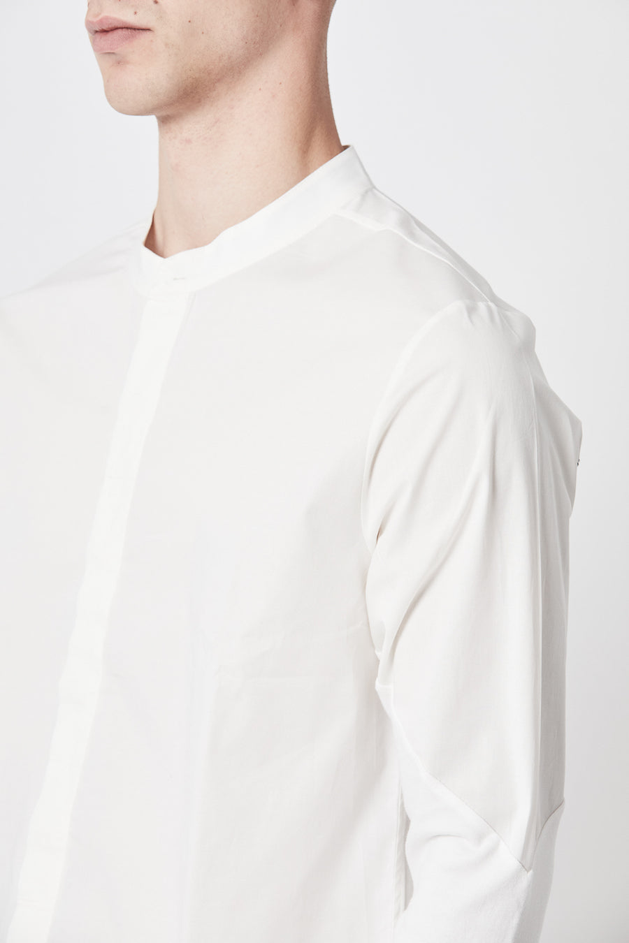 Buy the Thom Krom M H 135 Shirt in Off White at Intro. Spend £50 for free UK delivery. Official stockists. We ship worldwide.
