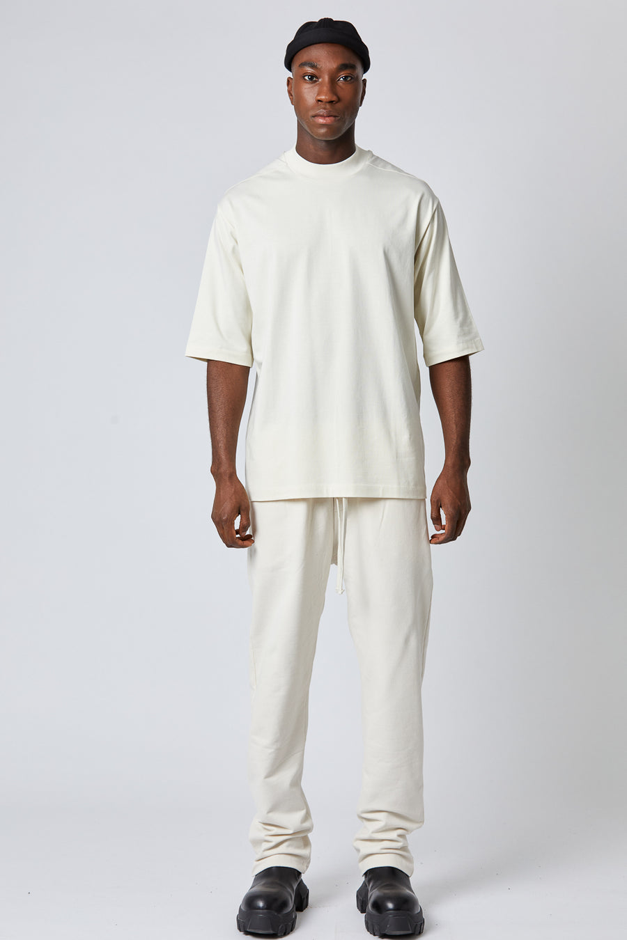Buy the Thom Krom M TS 682 in Off White at Intro. Spend £50 for free UK delivery. Official stockists. We ship worldwide.