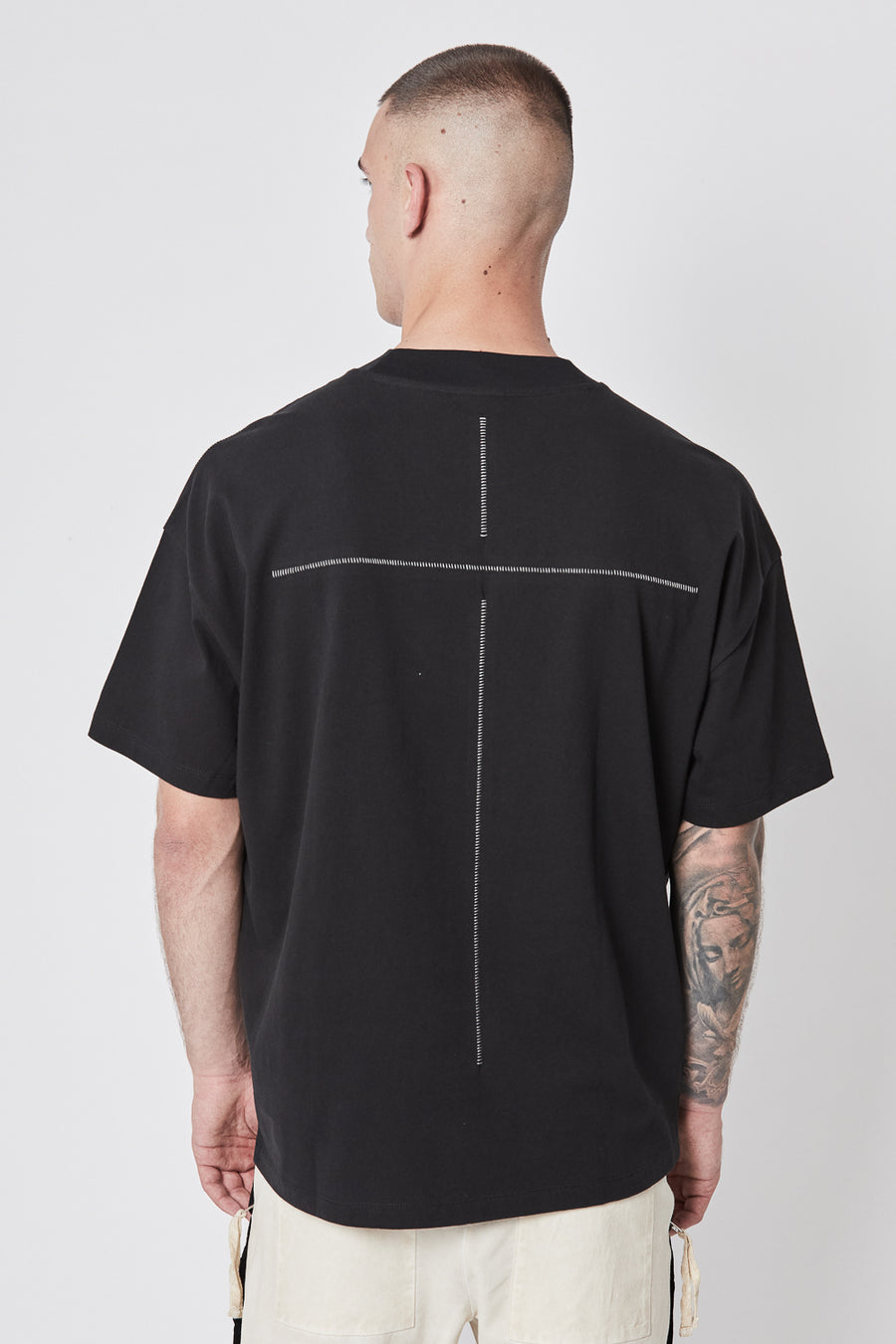 Buy the Thom Krom M TS 717 T-Shirt in Black at Intro. Spend £50 for free UK delivery. Official stockists. We ship worldwide.