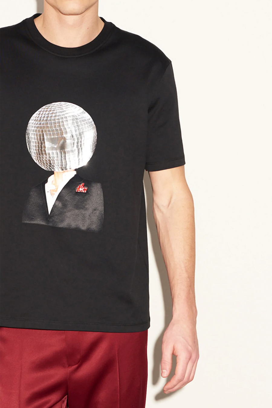 Buy the Limitato Disco Face T- Shirt Black at Intro. Spend £50 for free UK delivery. Official stockists. We ship worldwide.